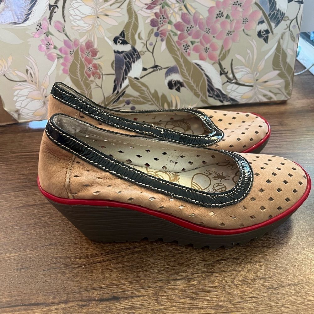 Fly London Wedges - Picture 2 of 6